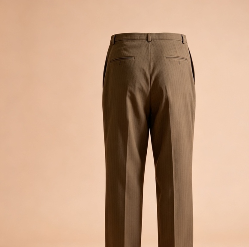 Dockers - Picture 2 of 2